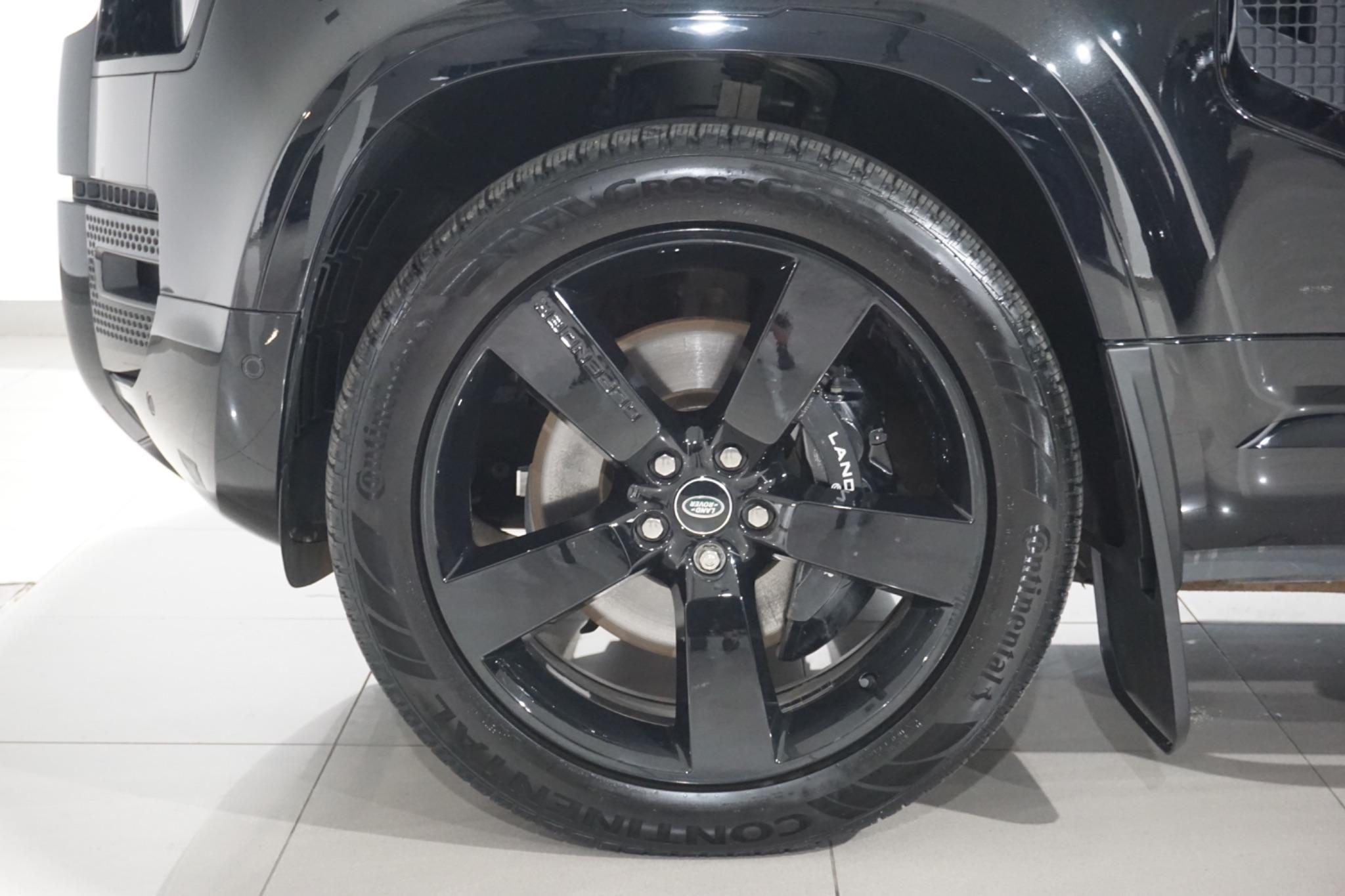 Land Rover Defender 110 5.0 P525 V8 SUV 5dr Petrol Auto 4WD Euro 6 (s/s) (525 ps)